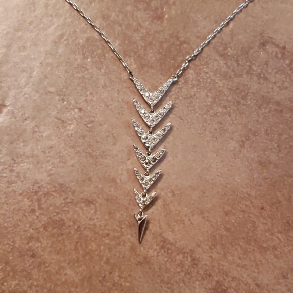 Lia Sophia Jewelry - Stella and Dot necklace